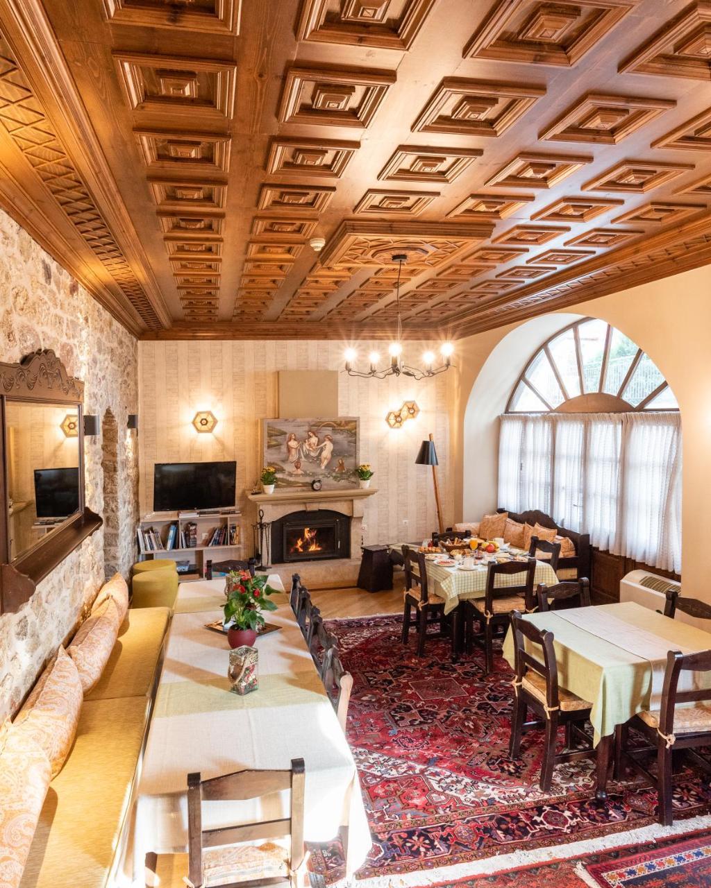 Kaza Guesthouse Dimitsana Luaran gambar