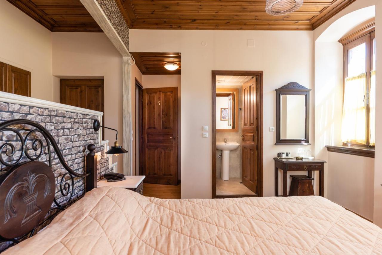 Kaza Guesthouse Dimitsana Luaran gambar