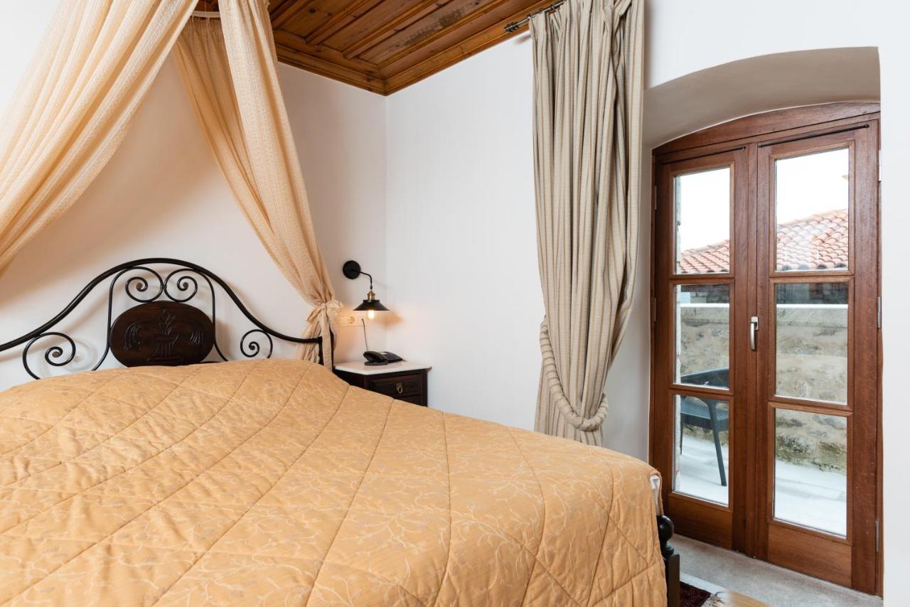 Kaza Guesthouse Dimitsana Luaran gambar