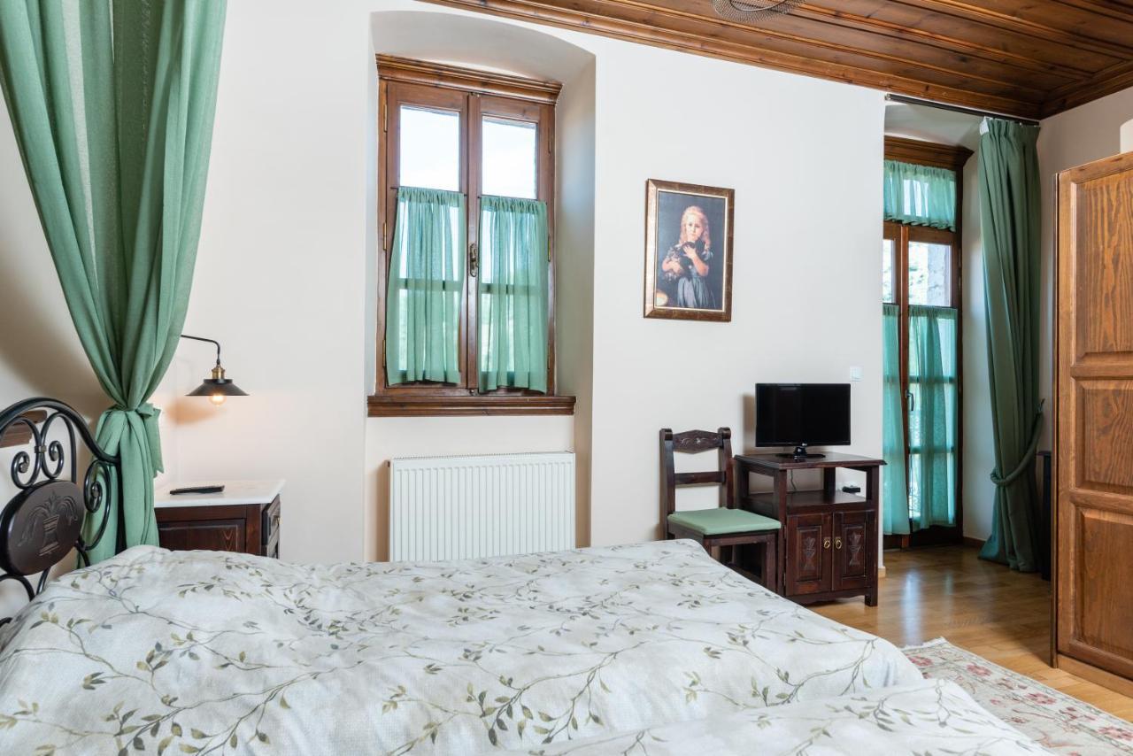 Kaza Guesthouse Dimitsana Luaran gambar