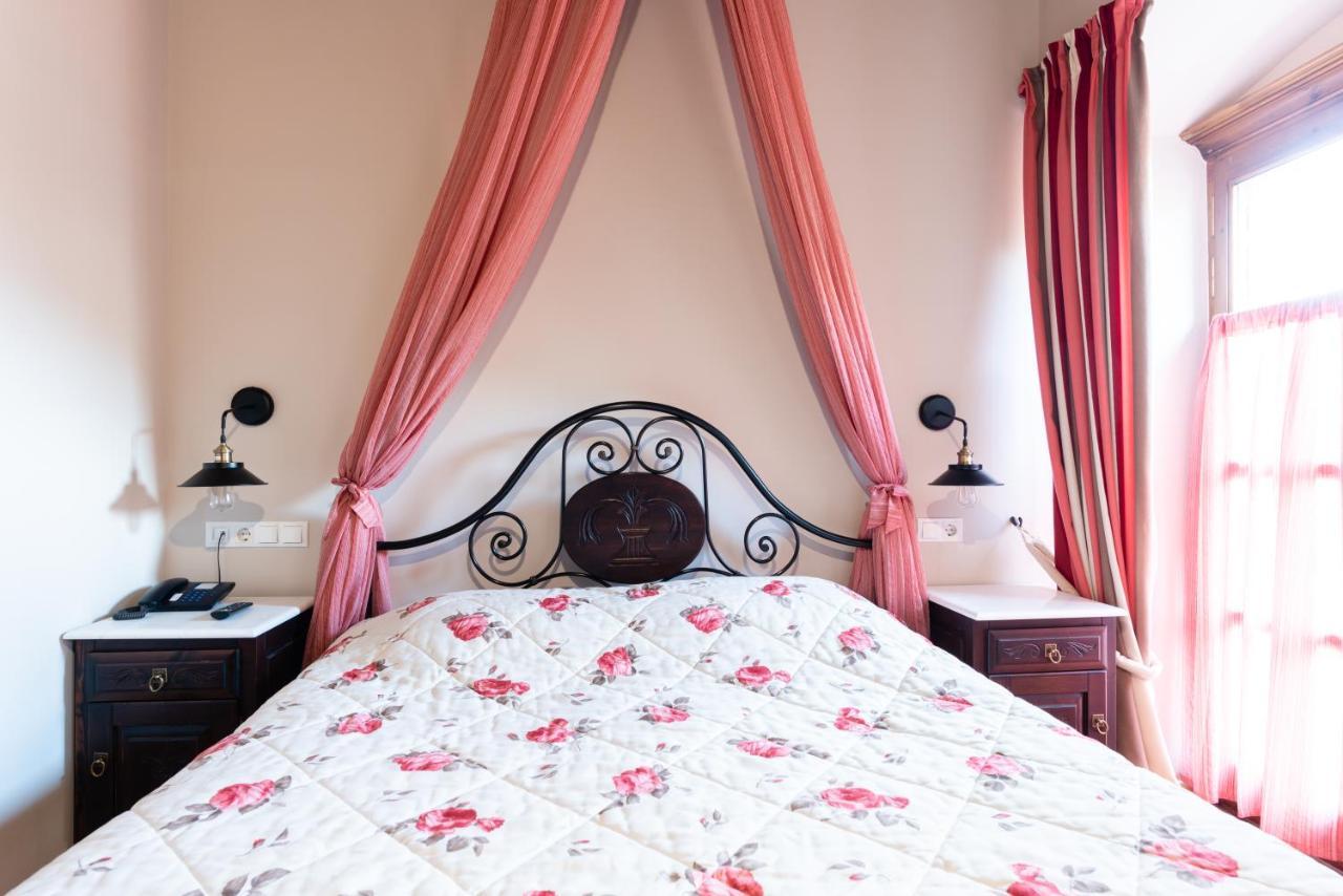 Kaza Guesthouse Dimitsana Luaran gambar