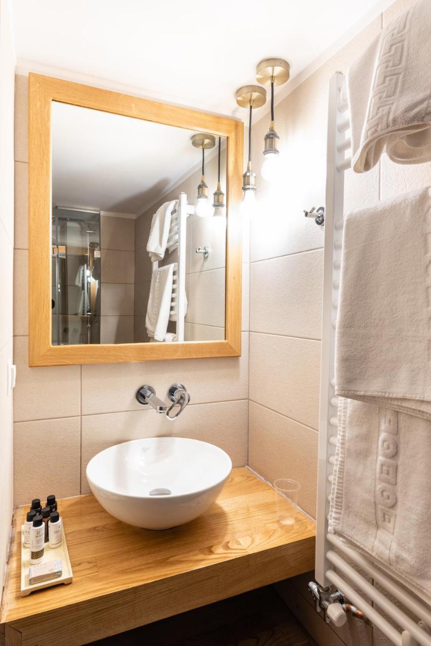 Kaza Guesthouse Dimitsana Luaran gambar