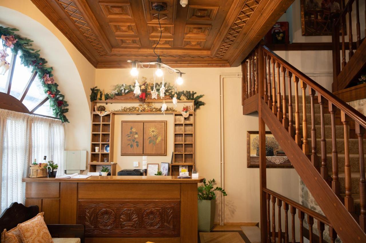 Kaza Guesthouse Dimitsana Luaran gambar