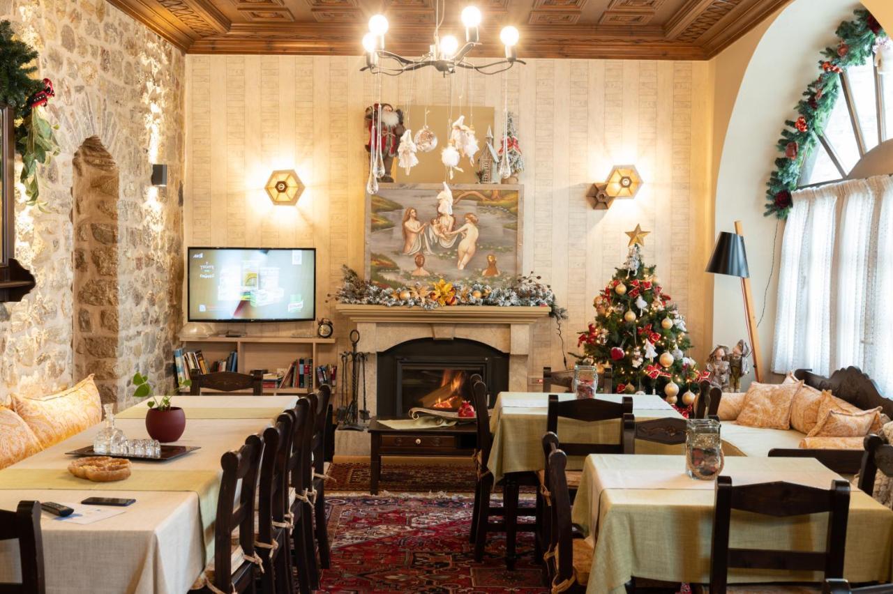 Kaza Guesthouse Dimitsana Luaran gambar