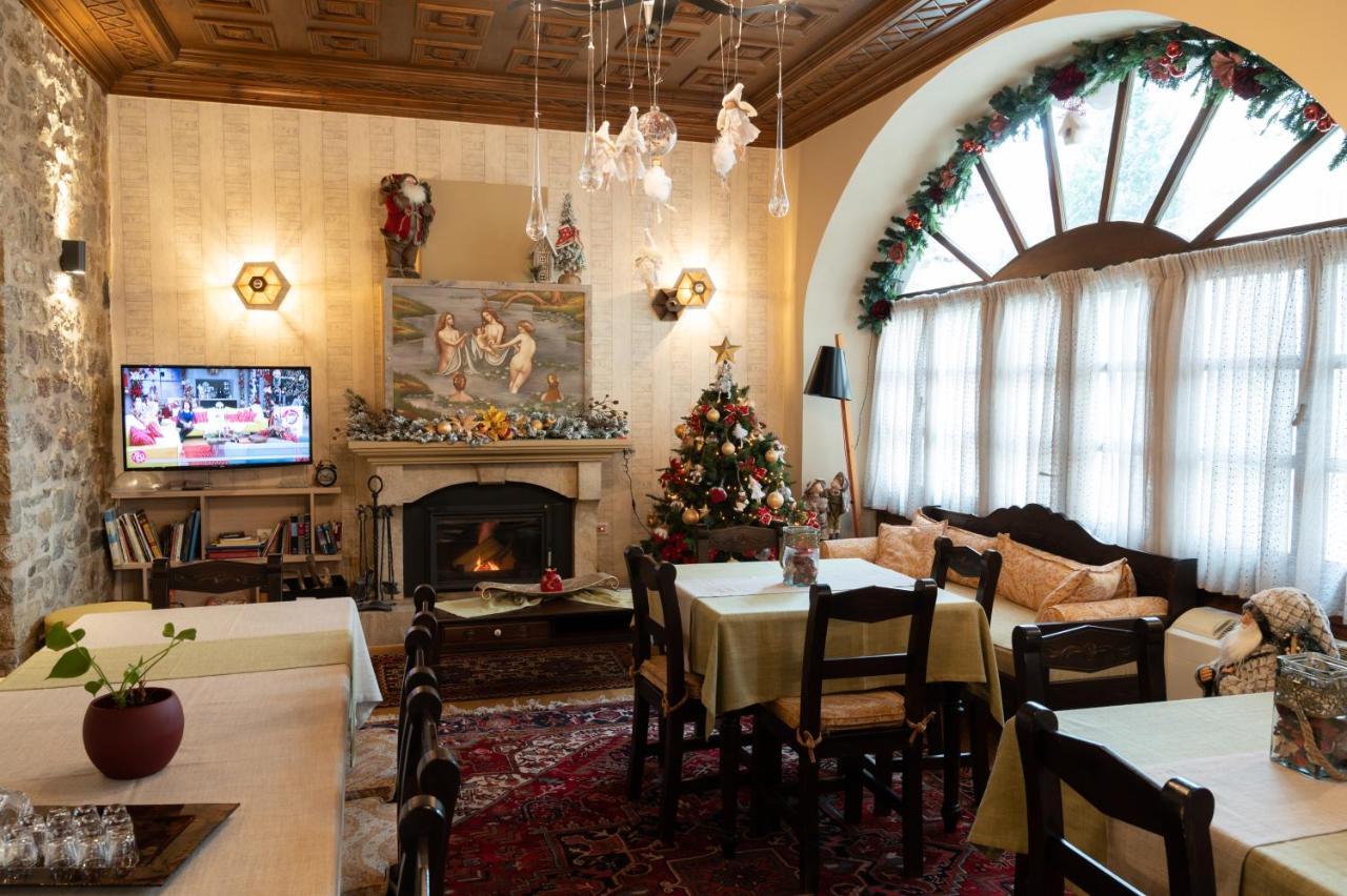 Kaza Guesthouse Dimitsana Luaran gambar
